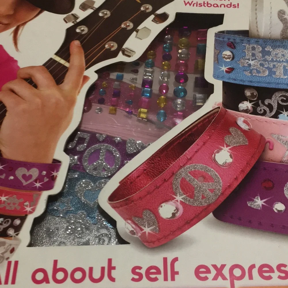 Rock Bands It’s so me Create your own Rock Bands NEW design & wear 12 Wristbands